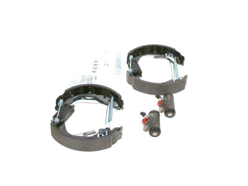 Jeu de mâchoires de frein BOSCH 0 204 114 699