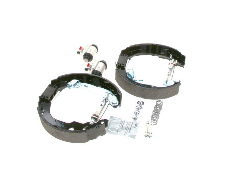 Jeu de mâchoires de frein BOSCH 0 204 114 703