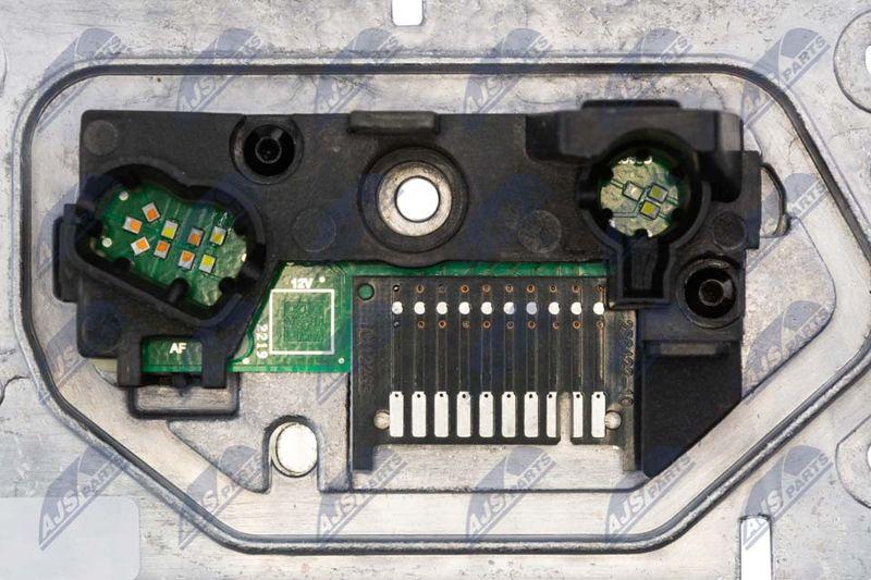 Appareil de commande, système d'éclairage NTY EPX-BM-120