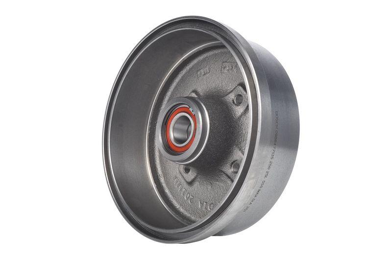 Tambour de frein BOSCH 0 986 477 135