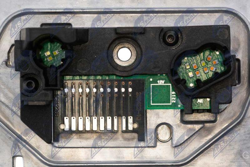 Appareil de commande, système d'éclairage NTY EPX-BM-121