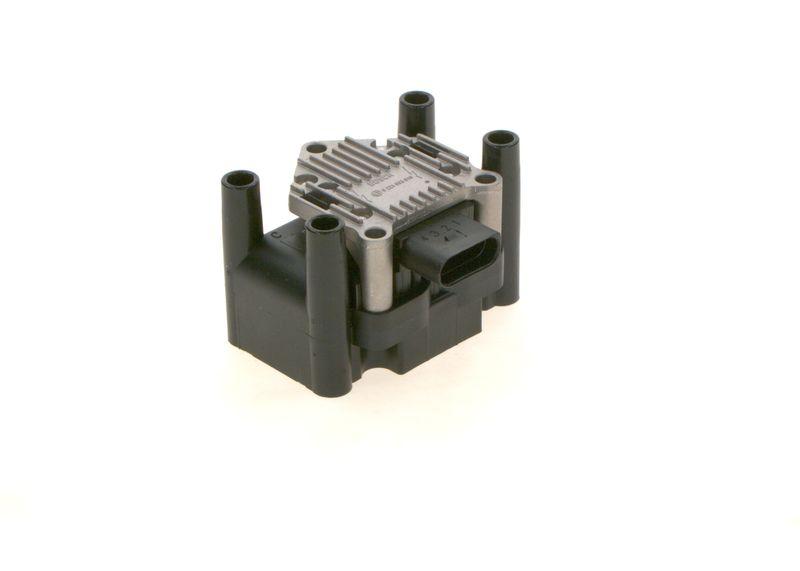 Bobine d'allumage BOSCH 0 221 603 010
