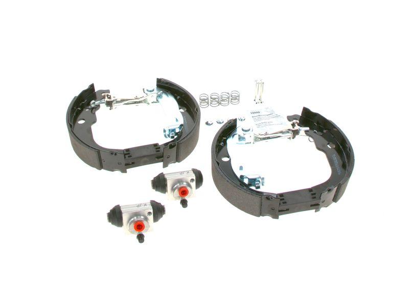 Jeu de mâchoires de frein BOSCH 0 204 114 703