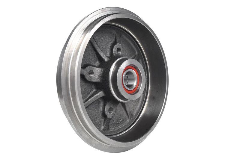Tambour de frein BOSCH 0 986 477 151