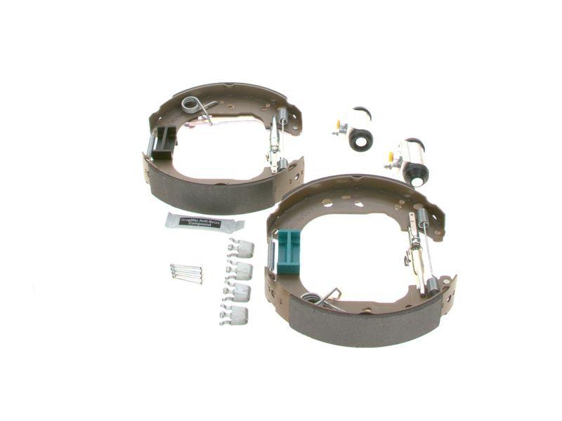 Jeu de mâchoires de frein BOSCH 0 204 114 656