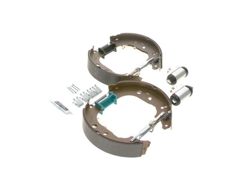 Jeu de mâchoires de frein BOSCH 0 204 114 647