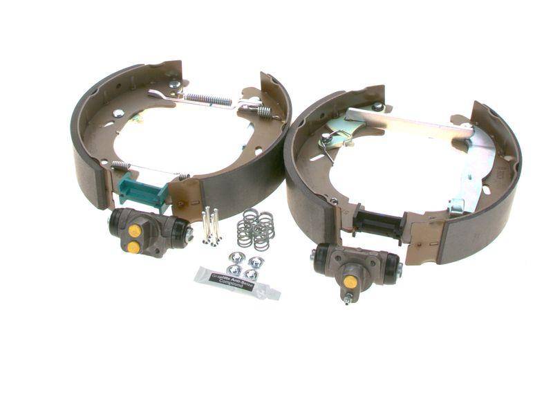 Jeu de mâchoires de frein BOSCH 0 204 114 103