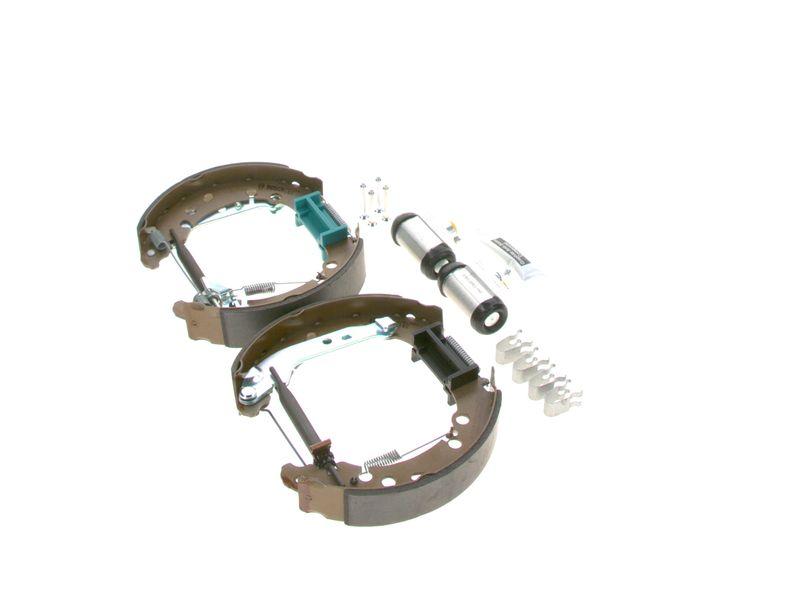 Jeu de mâchoires de frein BOSCH 0 204 114 654