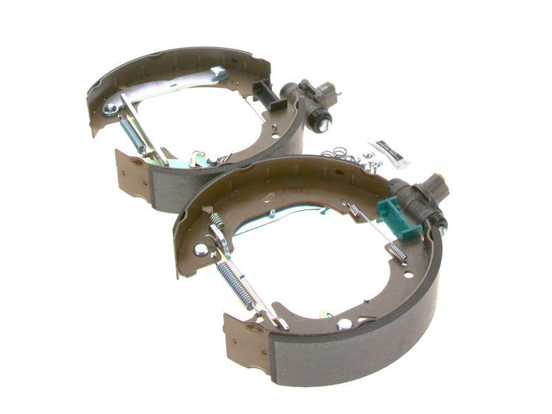 Jeu de mâchoires de frein BOSCH 0 204 114 103