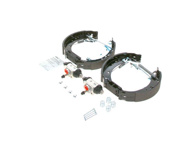 Jeu de mâchoires de frein BOSCH 0 204 114 675