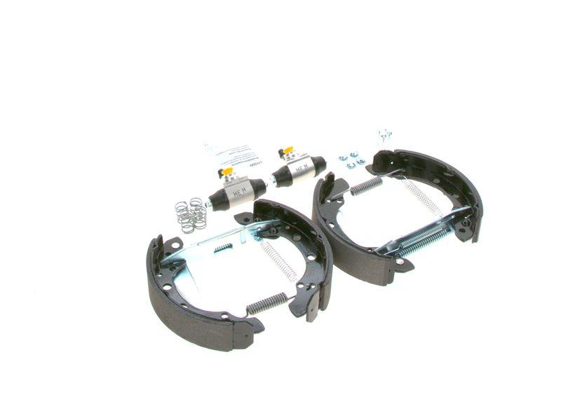 Jeu de mâchoires de frein BOSCH 0 204 114 546