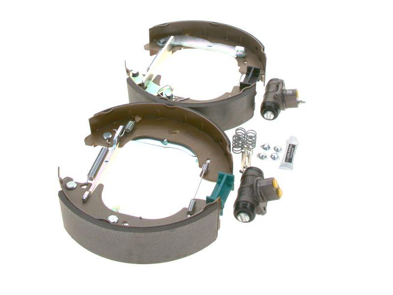 Jeu de mâchoires de frein BOSCH 0 204 114 103