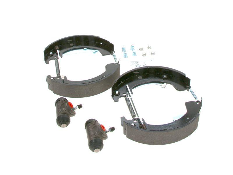 Jeu de mâchoires de frein BOSCH 0 204 114 036
