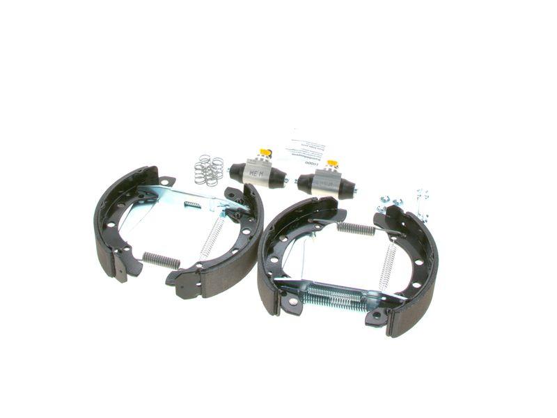 Jeu de mâchoires de frein BOSCH 0 204 114 546
