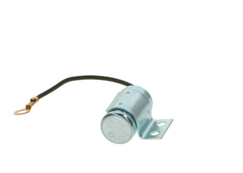 Condensateur, système d'allumage BOSCH 1 237 330 821