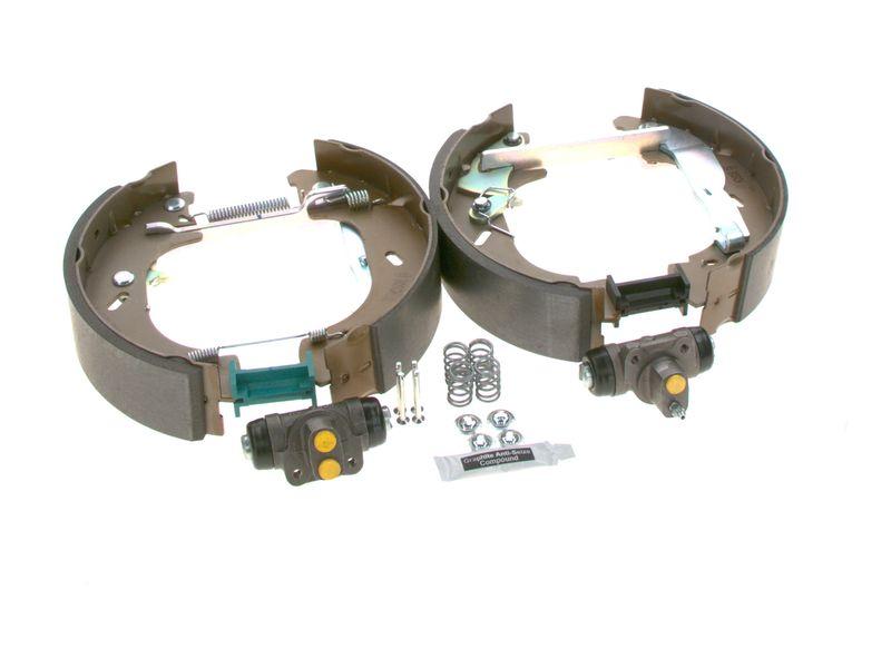 Jeu de mâchoires de frein BOSCH 0 204 114 103
