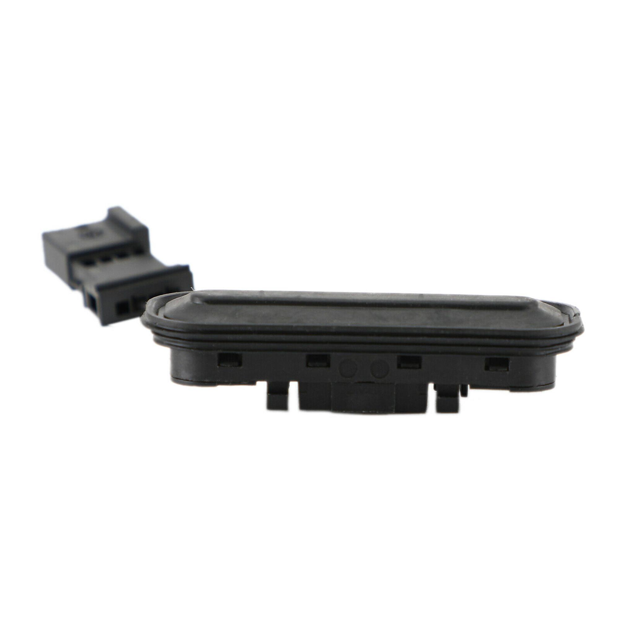 Bouton, contacteur de hayon compatible avec Opel Astra J, Zafira Tourer C PARTSLINE SC57804