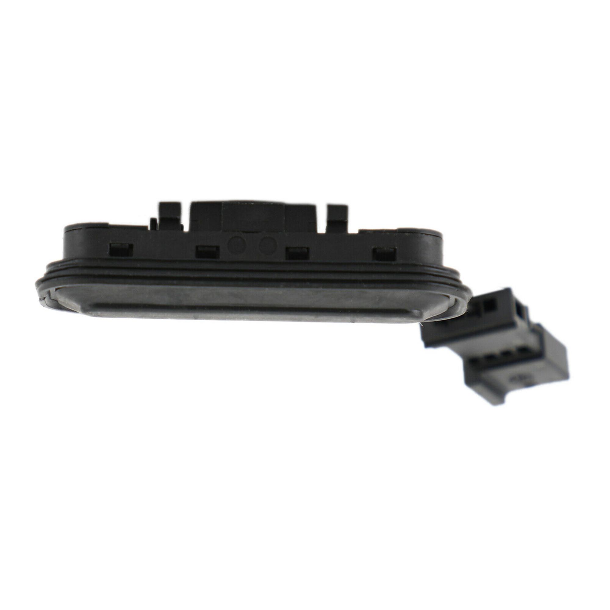 Bouton, contacteur de hayon compatible avec Opel Astra J, Zafira Tourer C PARTSLINE SC57804