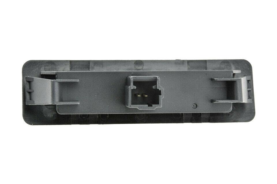 Bouton, contacteur hayon compatible avec Renault Espace 4 et Laguna 2 PARTSLINE SC58015