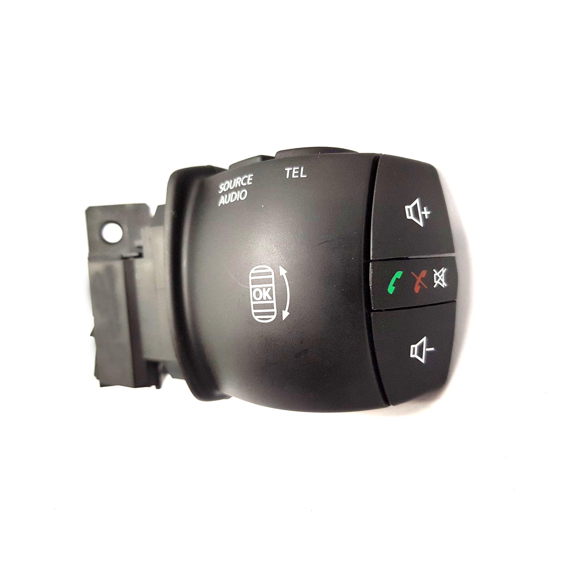 Commutateur commande volant autoradio pour Mégane Scénic III Master 3 PARTSLINE SC61230